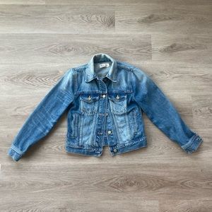 Madewell Denim Jacket LIKE NEW no signs of wear